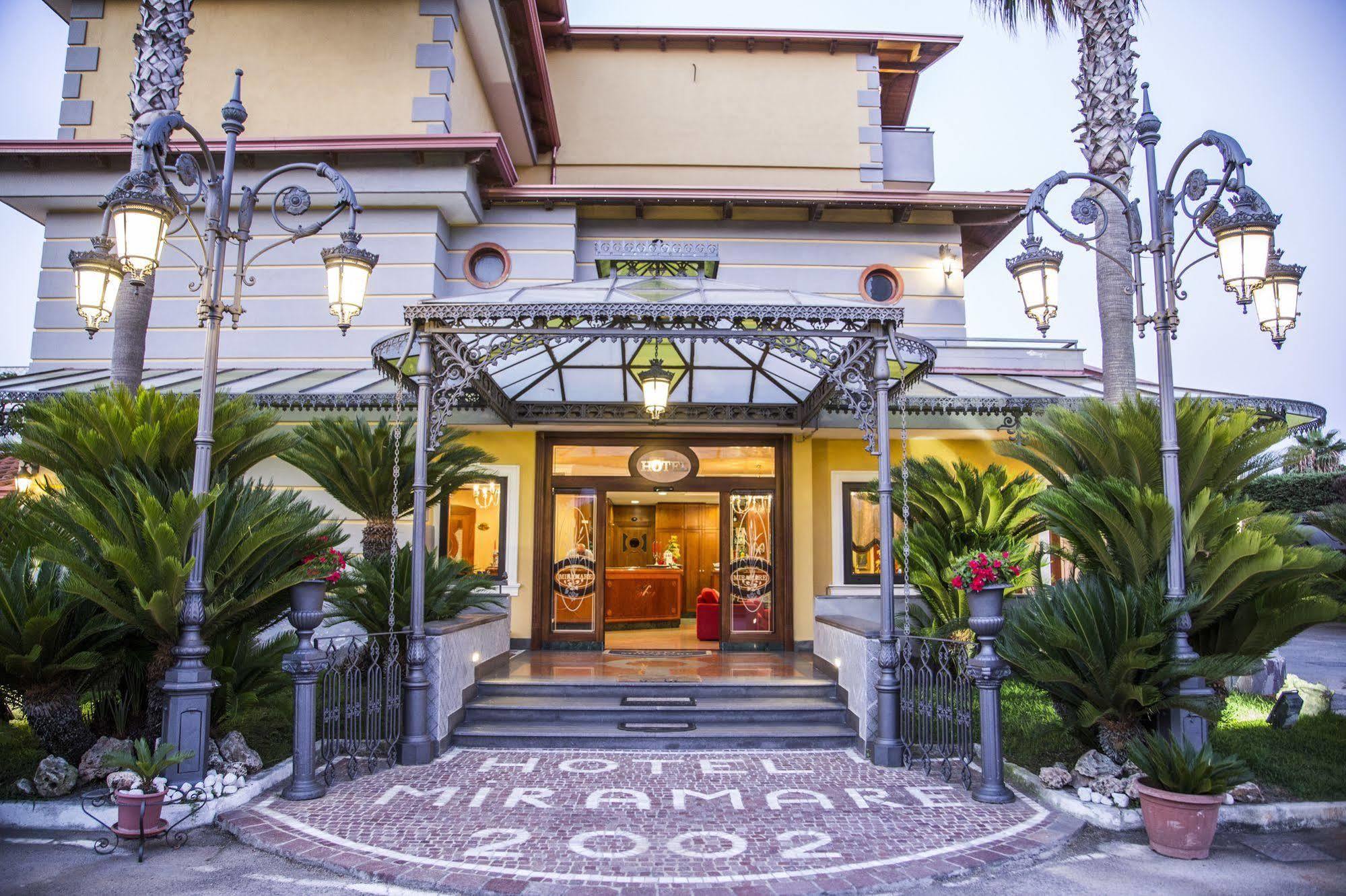 Hotel Miramare Varcaturo Exterior photo